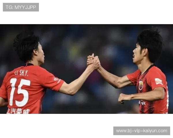 上海海港3-0完胜浙江队,卫冕冠军展现统治力